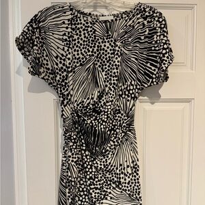 Donna Morgan Black and White Ruffled Maternity Wrap Midi Dress